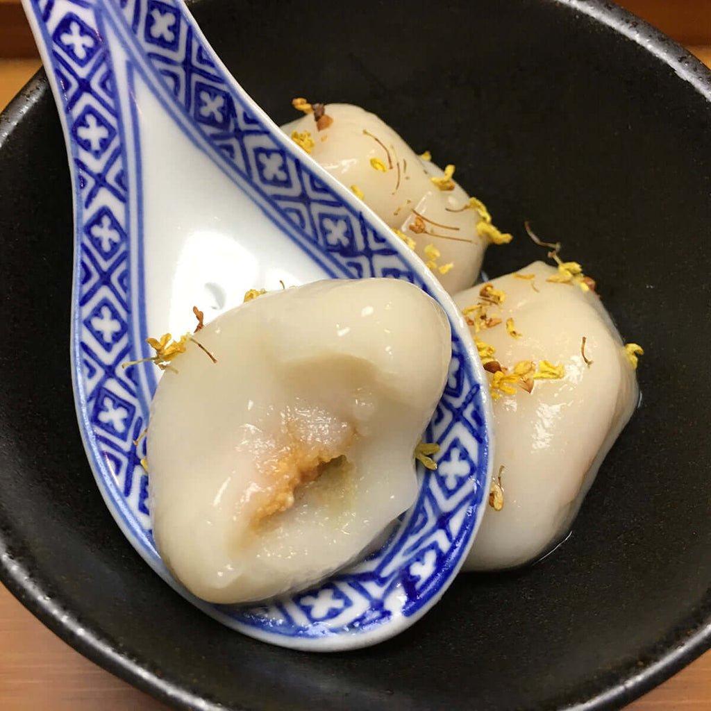 Osmanthus Tong Yuan with Rice Wine Syrup 桂花酒釀湯圓