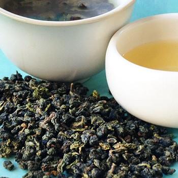 Trial of Oolong Tea in the Management of Recalcitrant Atopic Dermatitis