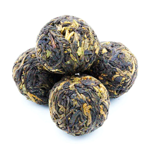 Black Tea + Naomi Xiang